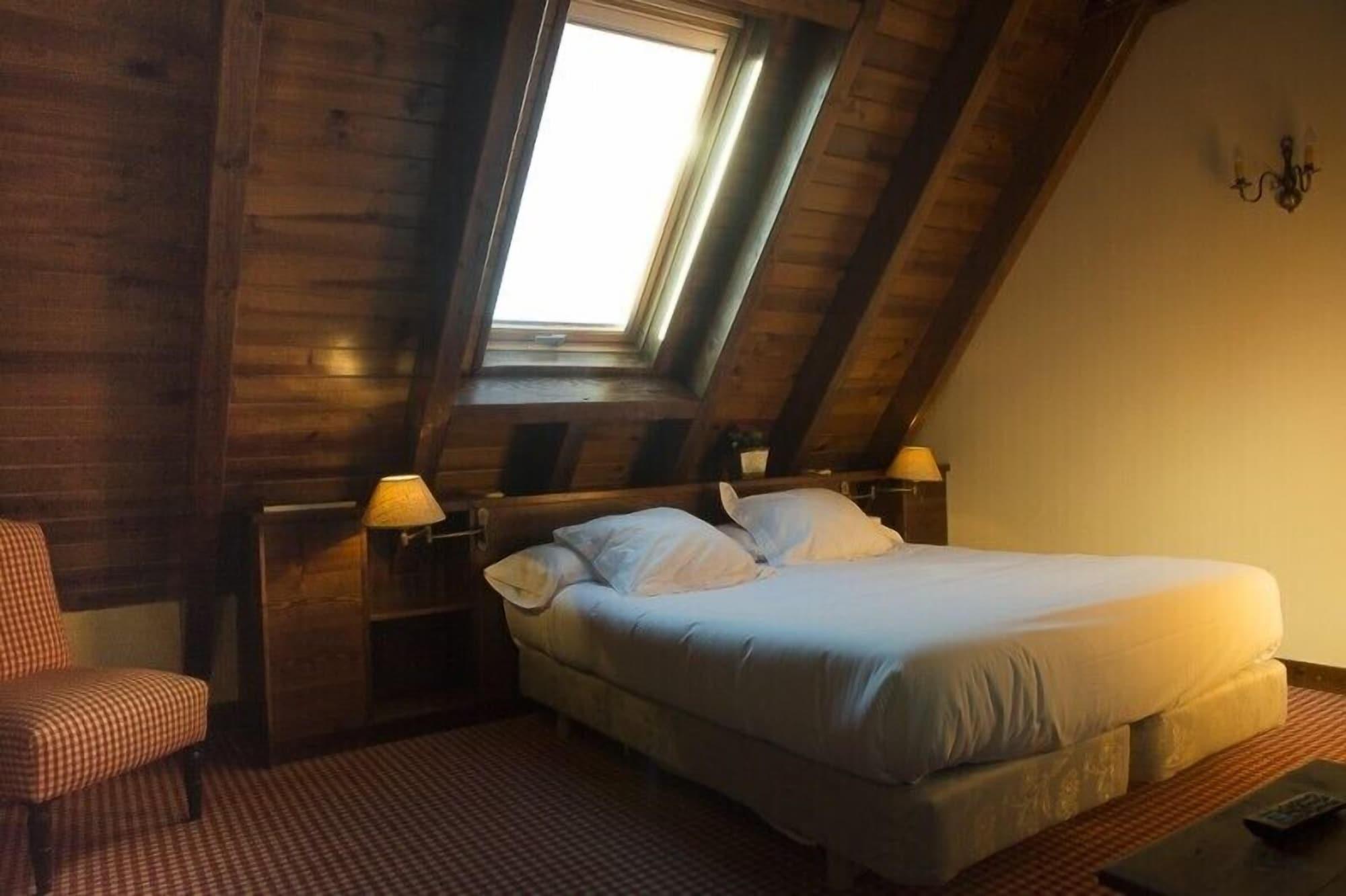 Hotel Chalet Bassibe Baqueira Beret Eksteriør bilde