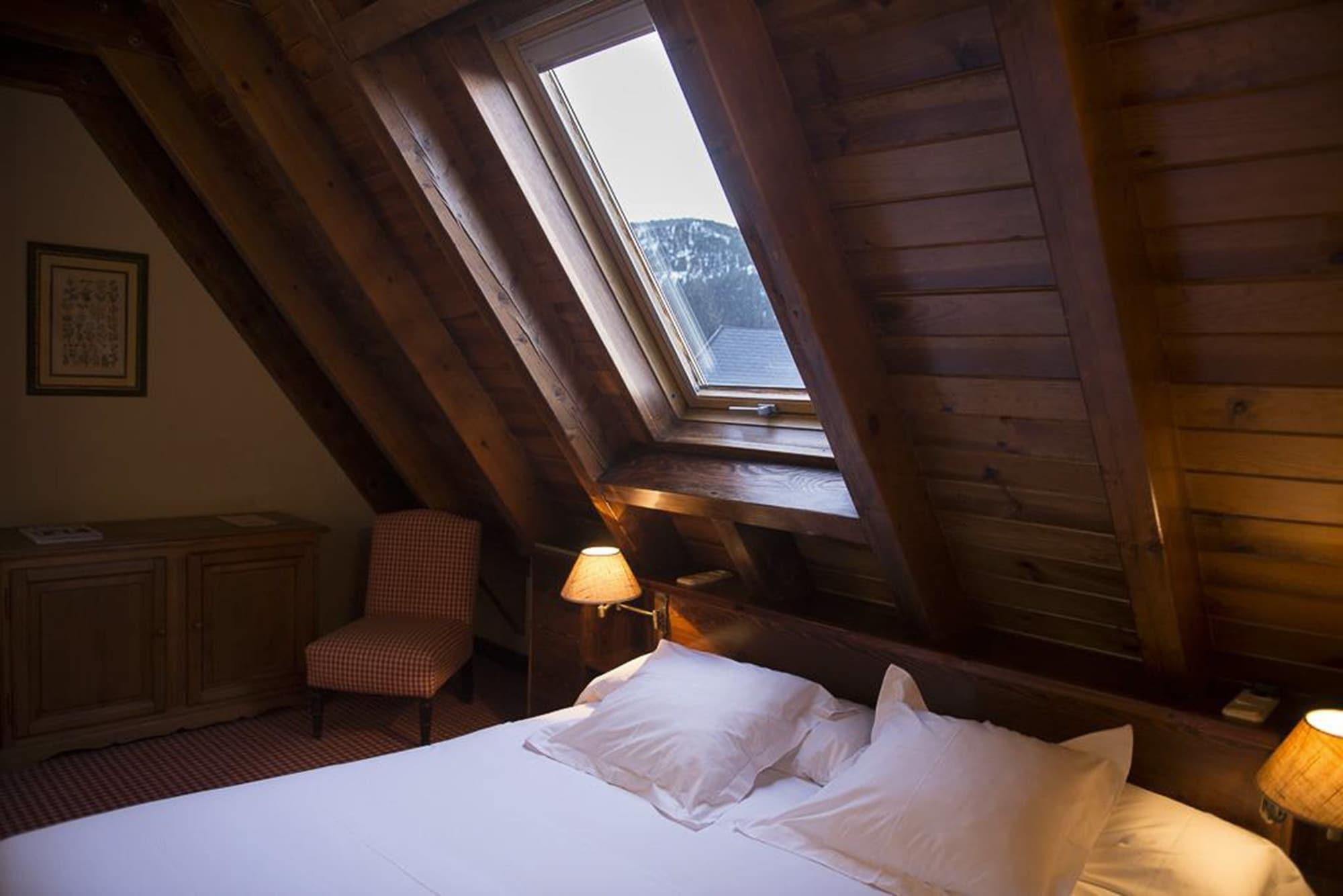 Hotel Chalet Bassibe Baqueira Beret Eksteriør bilde