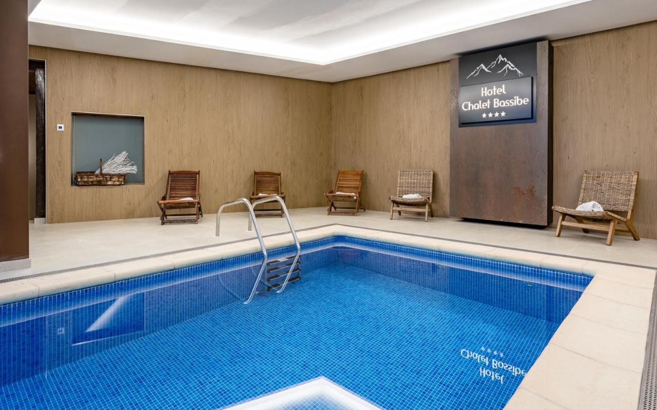 Hotel Chalet Bassibe Baqueira Beret Eksteriør bilde