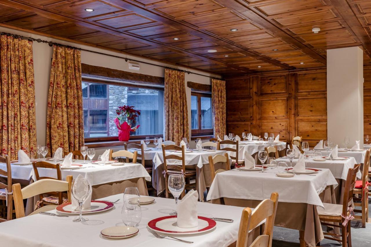 Hotel Chalet Bassibe Baqueira Beret Eksteriør bilde